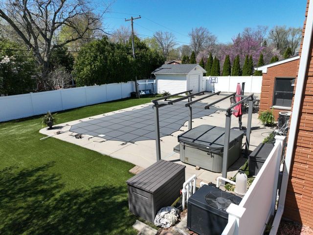 1700 Evergreen Street, Trenton, MI 48183