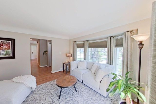 1700 Evergreen Street, Trenton, MI 48183
