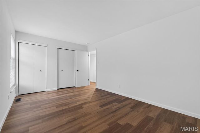 4351 Chateau De Ville Drive D, St Louis, MO 63129