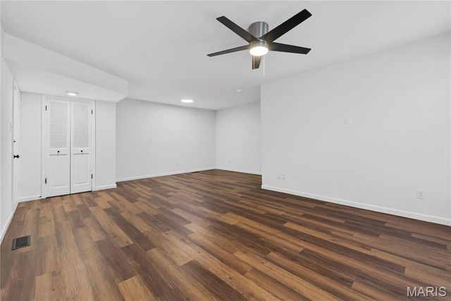 4351 Chateau De Ville Drive D, St Louis, MO 63129