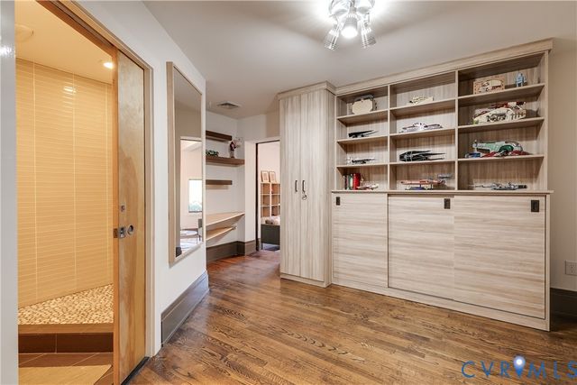 9712 Cherokee Rd, Richmond, VA 23235