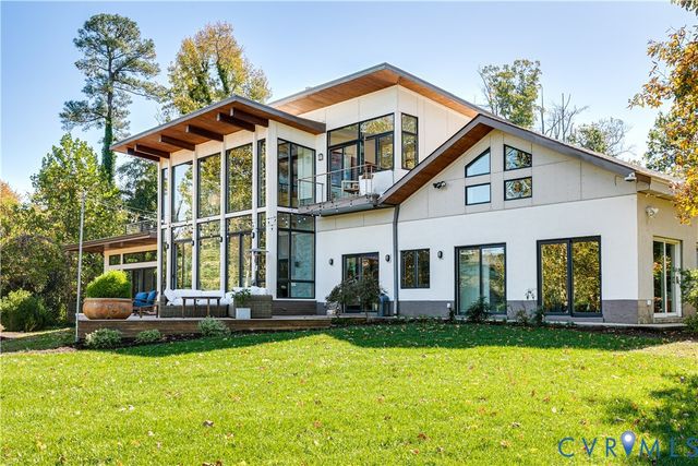 9712 Cherokee Rd, Richmond, VA 23235