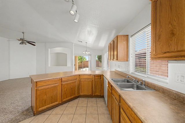 3903 W Goodman Drive, Glendale, AZ 85308