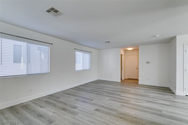 9321 COPPER BAY Avenue, Las Vegas, NV 89129