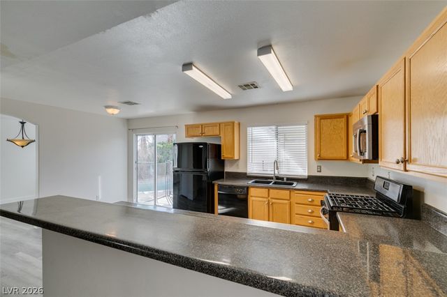9321 COPPER BAY Avenue, Las Vegas, NV 89129