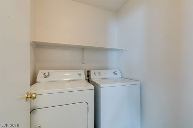9321 COPPER BAY Avenue, Las Vegas, NV 89129