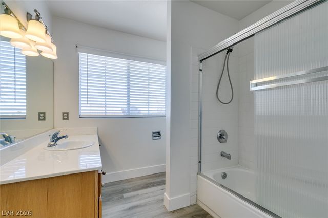9321 COPPER BAY Avenue, Las Vegas, NV 89129