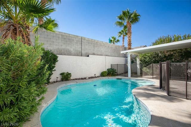 9321 COPPER BAY Avenue, Las Vegas, NV 89129