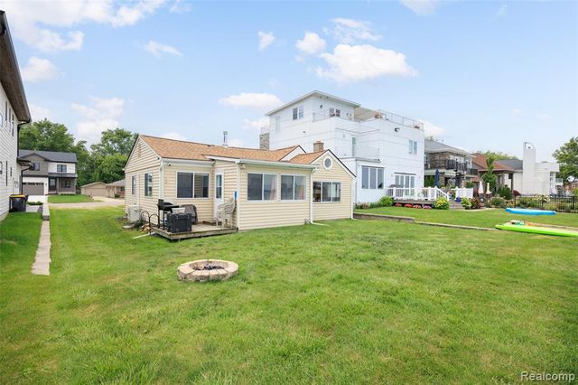 41260 Conger Bay Drive, Harrison Twp, MI 48045
