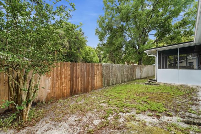 61 FLORIDANA ROAD, Debary, FL 32713
