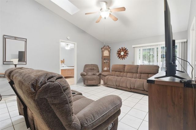 61 FLORIDANA ROAD, Debary, FL 32713