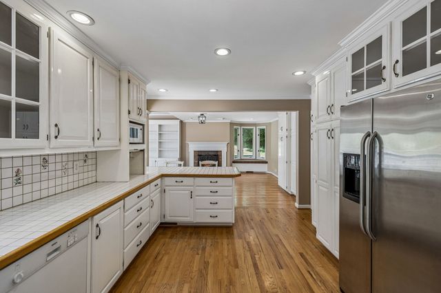 2397 Foxhaven Dr, Franklin, TN 37069