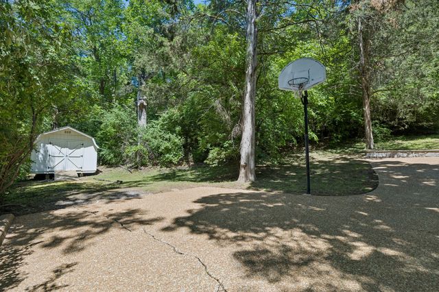 2397 Foxhaven Dr, Franklin, TN 37069