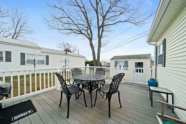 79 Arrowhead Dr, Plymouth, MA 02360
