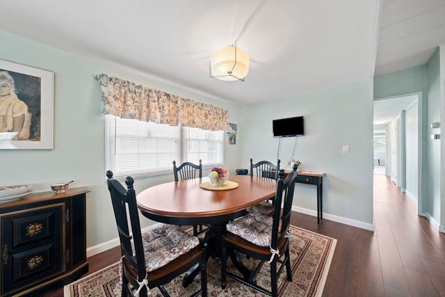 79 Arrowhead Dr, Plymouth, MA 02360
