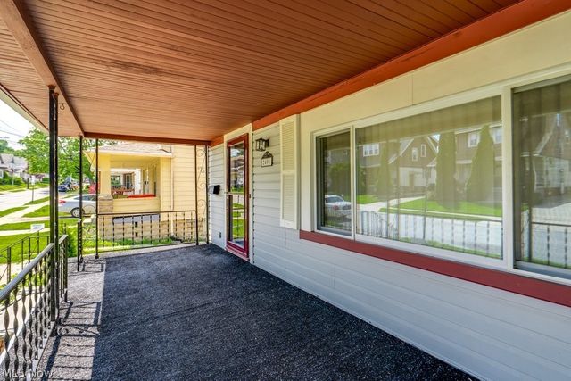 2406 Tampa Avenue, Cleveland, OH 44109