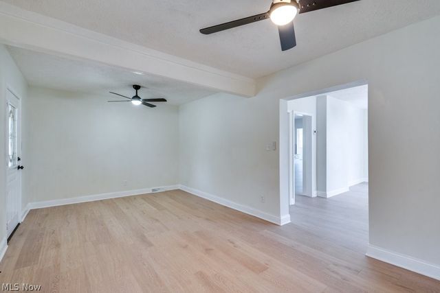 2406 Tampa Avenue, Cleveland, OH 44109