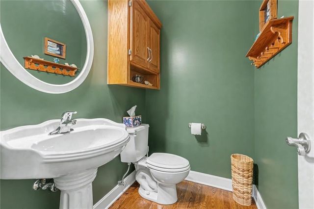 22600 E 27th Street S, Blue Springs, MO 64015