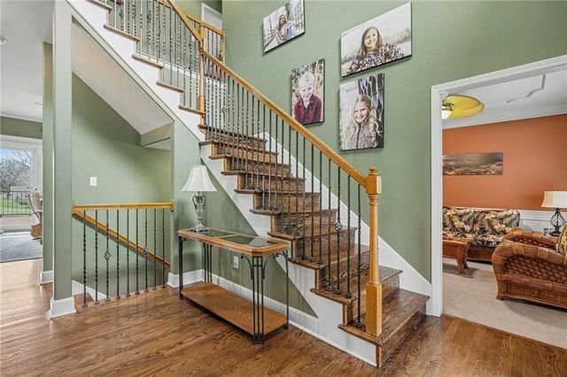 22600 E 27th Street S, Blue Springs, MO 64015