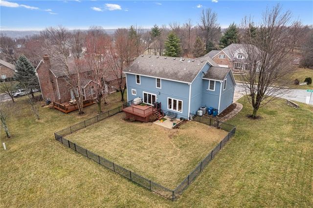 22600 E 27th Street S, Blue Springs, MO 64015