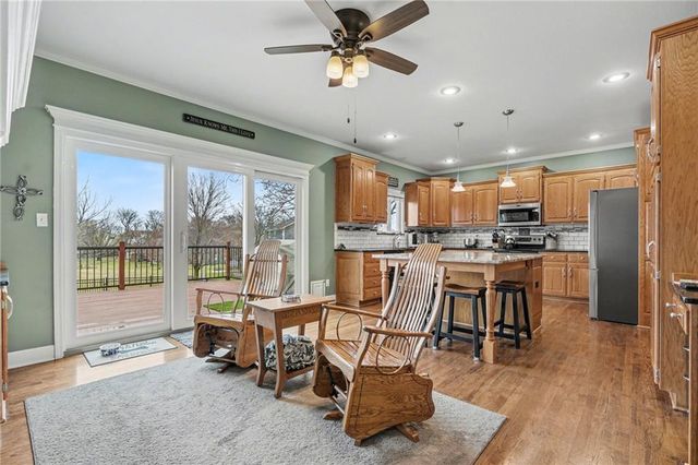 22600 E 27th Street S, Blue Springs, MO 64015