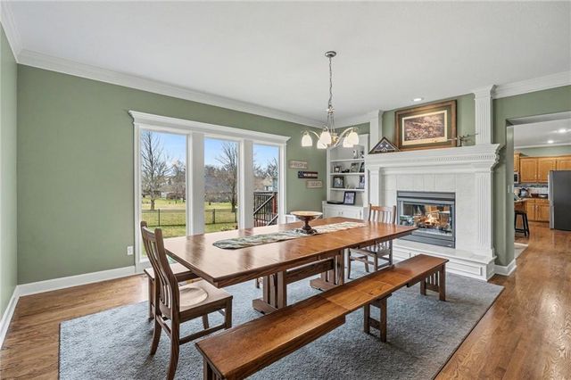 22600 E 27th Street S, Blue Springs, MO 64015