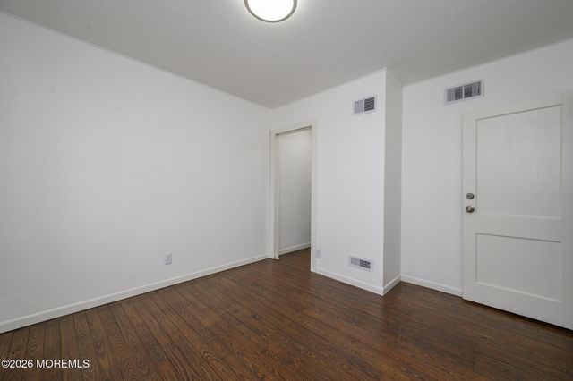 25 Belshaw Avenue, Shrewsbury Twp, NJ 07724