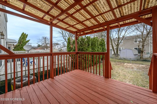 25 Belshaw Avenue, Shrewsbury Twp, NJ 07724