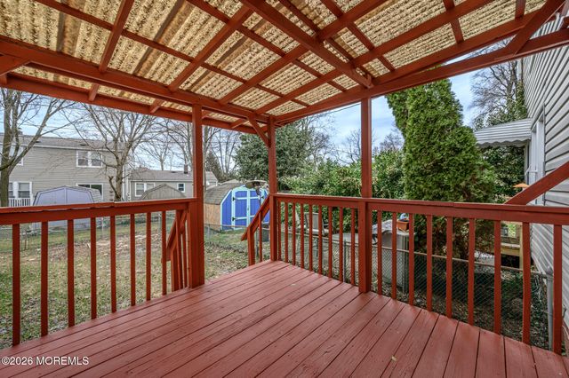 25 Belshaw Avenue, Shrewsbury Twp, NJ 07724