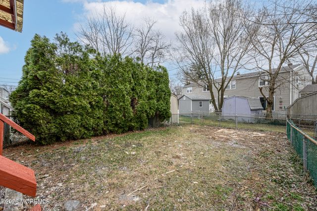 25 Belshaw Avenue, Shrewsbury Twp, NJ 07724