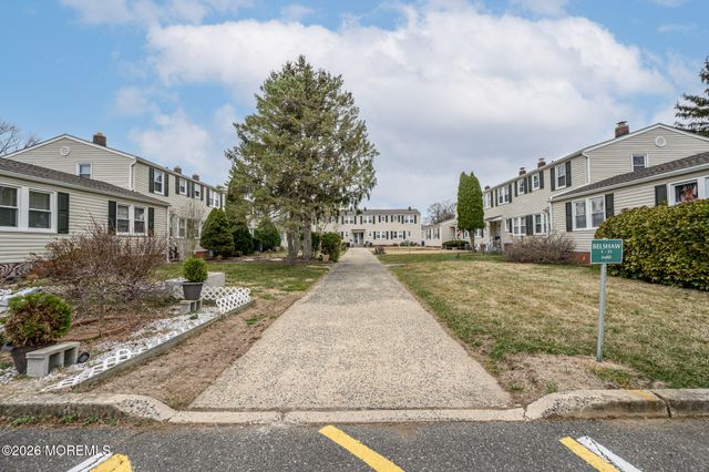 25 Belshaw Avenue, Shrewsbury Twp, NJ 07724
