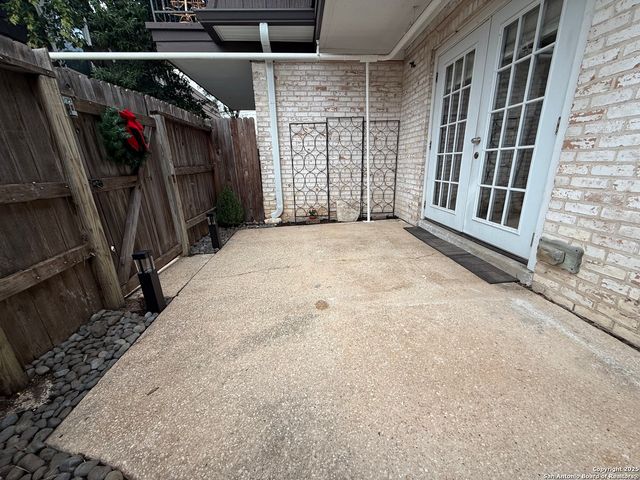 8058 Broadway Apt 145T, San Antonio, TX 78209