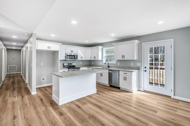 1620 Waring Road, Dalton, GA 30721