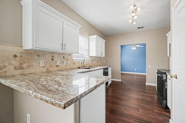 2622 Tarpon Drive, Texas City, TX 77591