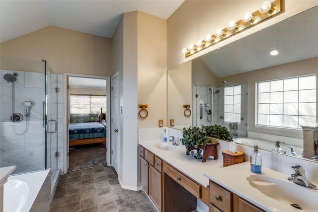 4804 Davy Crockett Trail, Fort Worth, TX 76137