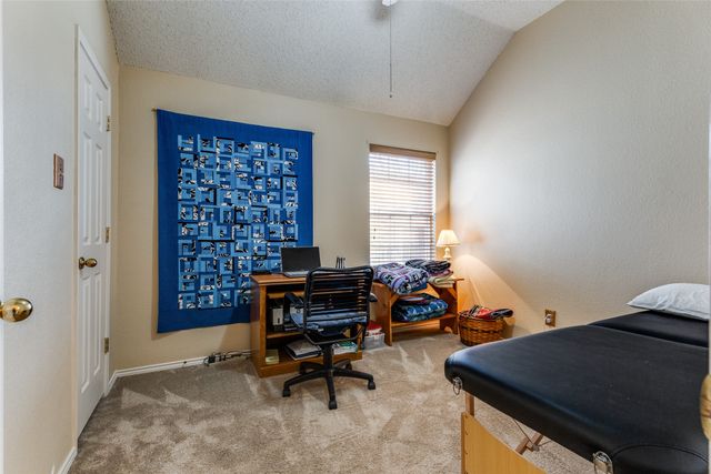 4804 Davy Crockett Trail, Fort Worth, TX 76137