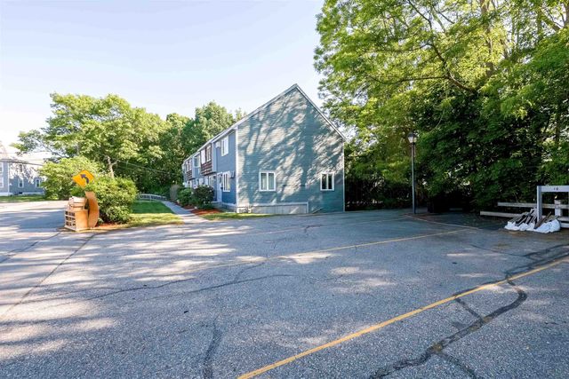 14 Auclair Avenue, Manchester, NH 03102