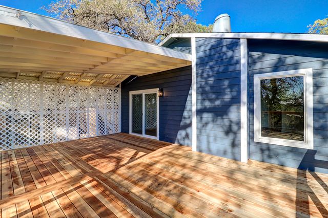 4750 Enchanted Way, Redding, CA 96001