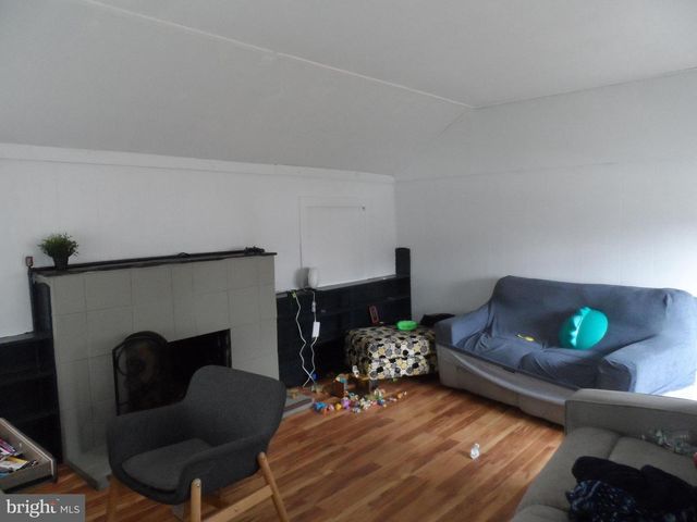 22 E TAYLOR AVE, Hamilton, NJ 08610