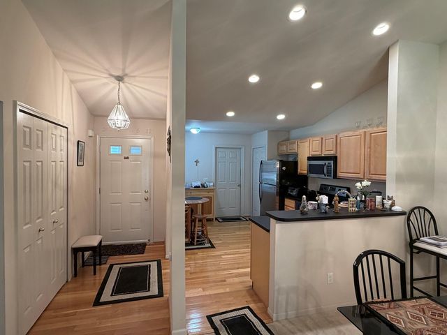 12215 Noonan Court, Utica, MI 48315