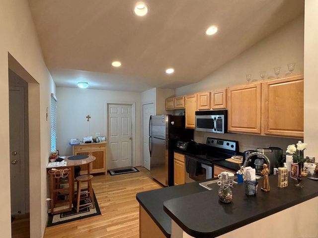 12215 Noonan Court, Utica, MI 48315