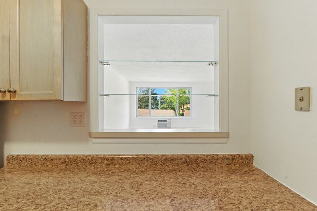 1207 S Old Wilke Road 303, Arlington Heights, IL 60005