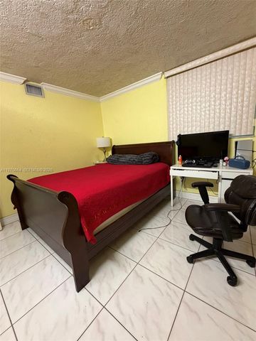 10090 NW 80th Court 1206, Hialeah Gardens, FL 33016