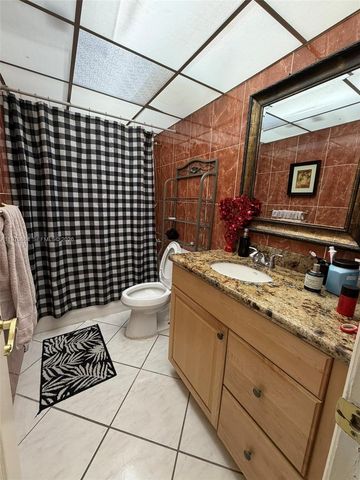 10090 NW 80th Court 1206, Hialeah Gardens, FL 33016