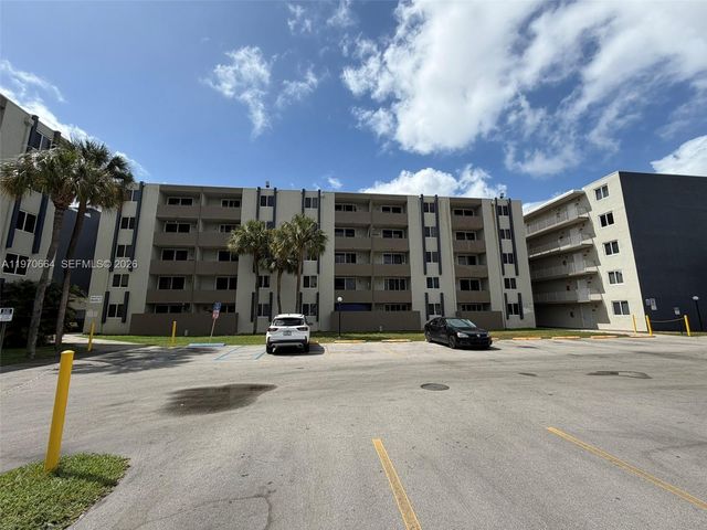 10090 NW 80th Court 1206, Hialeah Gardens, FL 33016