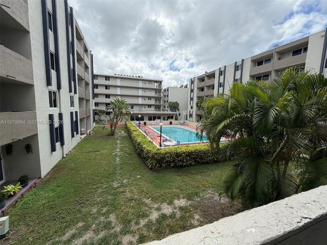 10090 NW 80th Court 1206, Hialeah Gardens, FL 33016