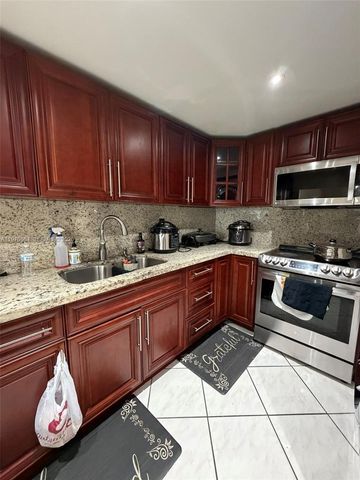 10090 NW 80th Court 1206, Hialeah Gardens, FL 33016