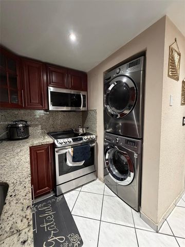 10090 NW 80th Court 1206, Hialeah Gardens, FL 33016