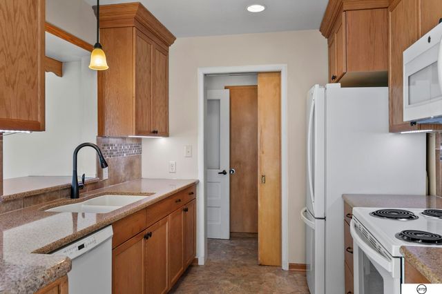 2905 S 41St Street, Lincoln, NE 68506