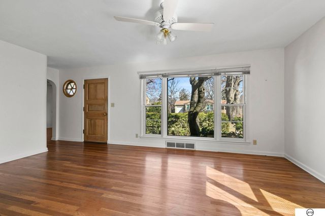 2905 S 41St Street, Lincoln, NE 68506